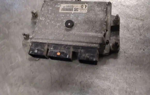 Nissan Qashqai+2 Engine control unit/module MEC930360