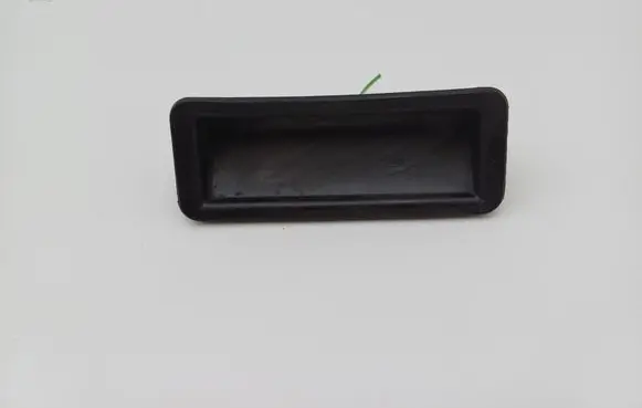 Skoda Fabia Mk1 (6Y) Tailgate/trunk/boot exterior handle 6Y0827574