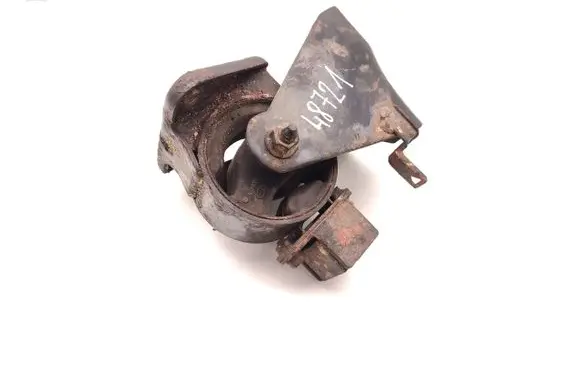 Hyundai Santa Fe Engine mount bracket