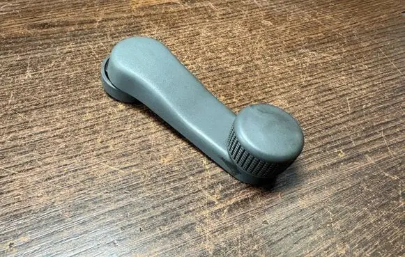 Volkswagen Transporter - Caravelle T5 Front door window winding handle 1H0837581 1H0837581D