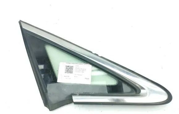 Mazda CX-7 Front triangle window/glass 