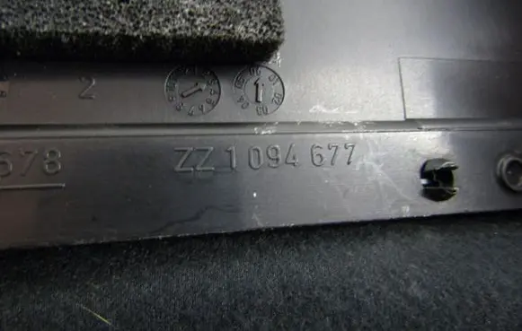 BMW X3 E83 Steering wheel trim 32311094678