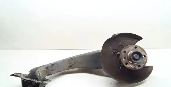 BMW 2 F46 Rear wheel hub spindle/knuckle 