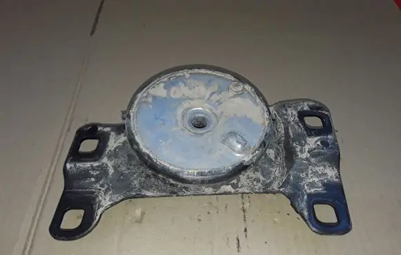 Volvo V40 Engine mount bracket 5N517M121KD