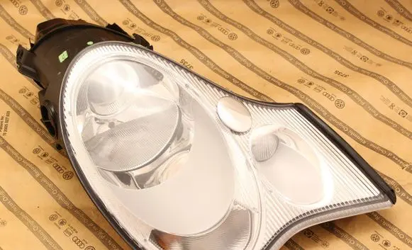 Porsche 911 996 Headlight/headlamp