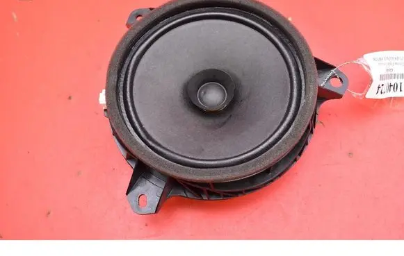 Toyota Corolla E10 Subwoofer speaker 86160-02B80