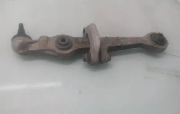 Audi A6 S6 C5 4B Front lower control arm/wishbone 4B3407155A