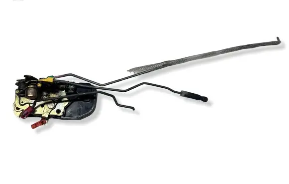 Chrysler PT Cruiser Front door lock 