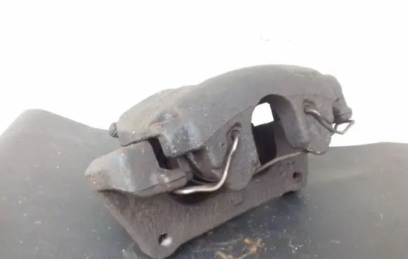 Volvo S60 Front brake caliper 9209723