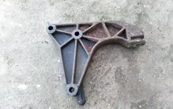 Opel Zafira A Engine mounting bracket 24403861 1340823