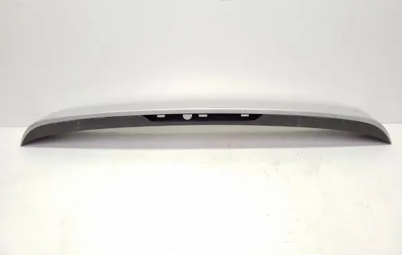 Tailgate/trunk spoiler