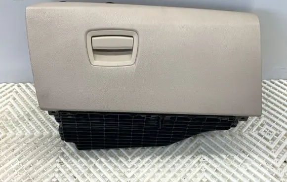 BMW 5 F10 F11 Glove box set 9166683