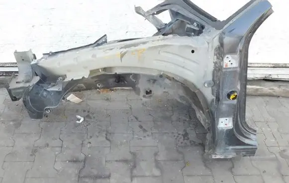 Citroen C6 Front quarter panel 