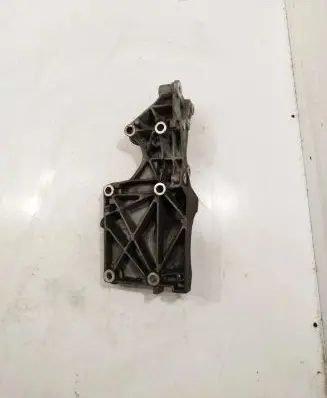 Volkswagen PASSAT B6 Engine mounting bracket 03g903143