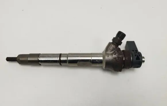 Volkswagen Tiguan Fuel injector 04L130277AC 0445110469