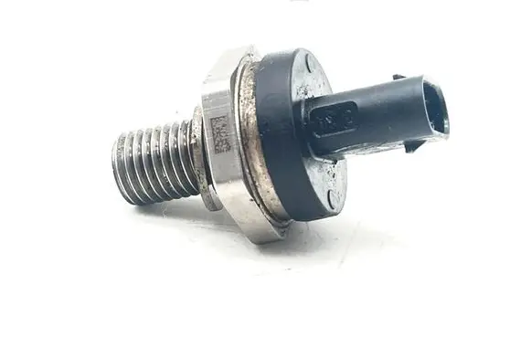 BMW 7 G11 G12 Oil pressure sensor 0241230403 12618647488