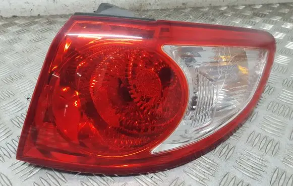 Hyundai Santa Fe Rear/tail lights 924022B000
