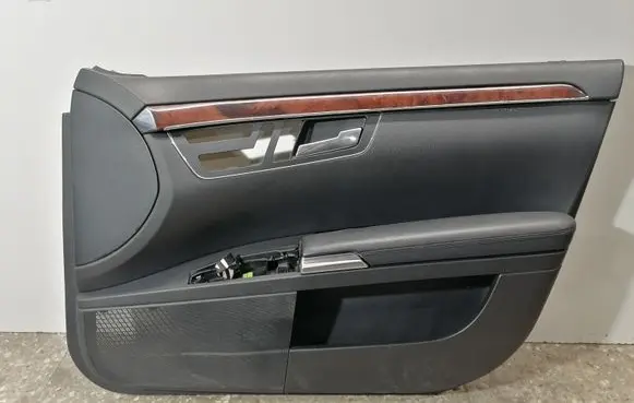 Mercedes-Benz S W221 Front door card panel trim A221720