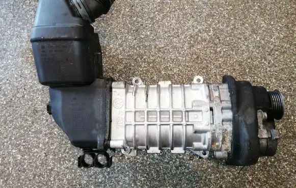 Volkswagen Touran I Supercharger 03C145851D 03C145851B 325484