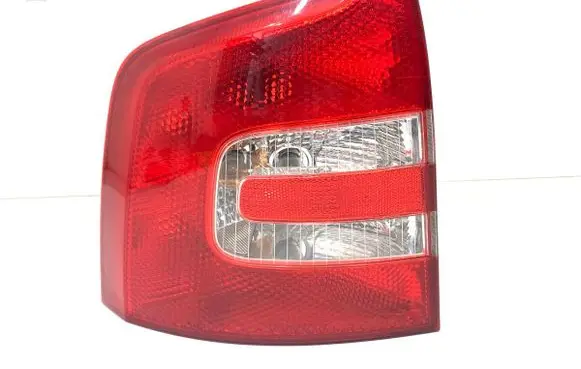 Skoda Octavia Mk2 (1Z) Rear/tail lights 1Z9945095B