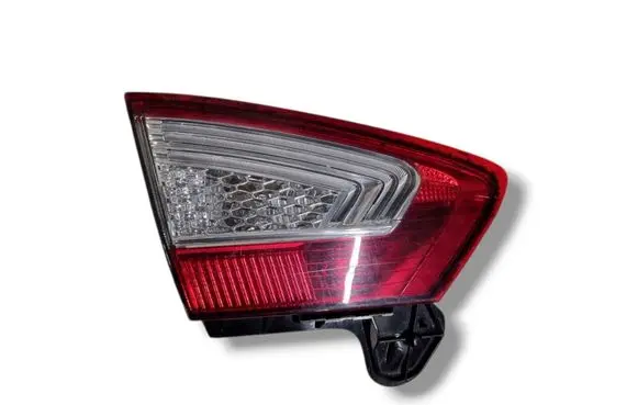 Tailgate rear/tail lights