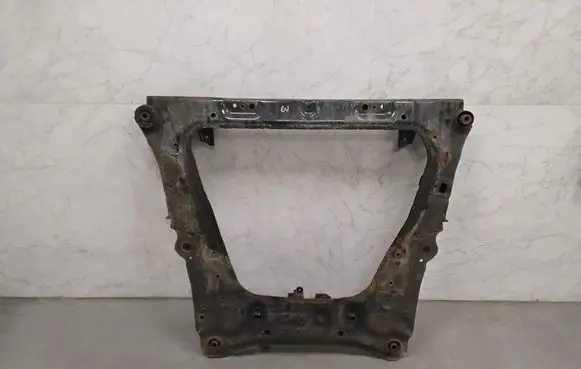 Nissan Leaf II (ZE1) Front subframe 