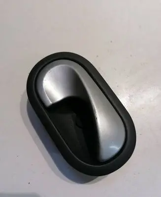 Renault Clio III Front door interior handle 310580 8178103