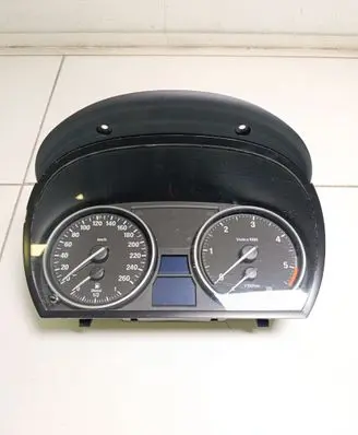 BMW X1 E84 Speedometer (instrument cluster) 928384001 14369510C0 700220791