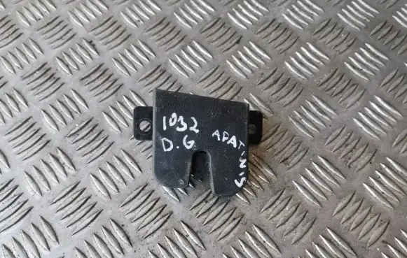 Loading door lock