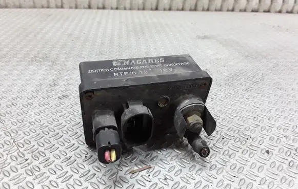 Glow plug pre-heat relay