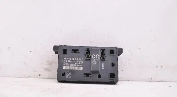 Mercedes-Benz Vito Viano W639 Door control unit/module 6398200326