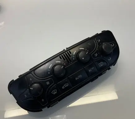 Mercedes-Benz C W203 Climate control unit A2098300085 2098300085