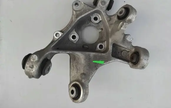 Tesla Model 3 Rear wheel hub spindle/knuckle 104441100G
