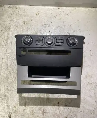 BMW 5 E60 E61 Climate control unit 7063145
