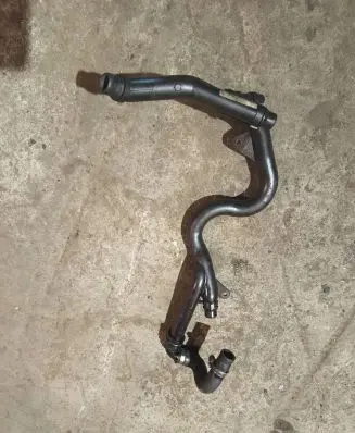 BMW 5 E60 E61 Engine coolant pipe/hose 11537780001