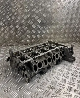 BMW 5 E60 E61 Engine head 7797678