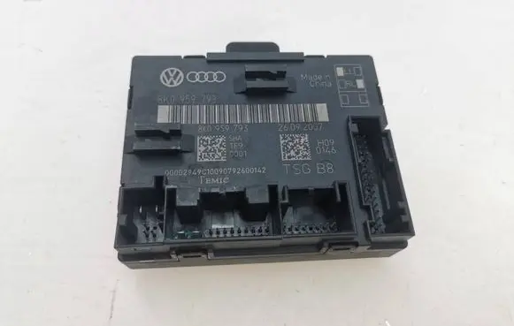 Audi A5 8T 8F Door control unit/module 8K0959793