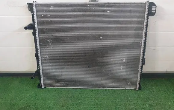 Coolant radiator