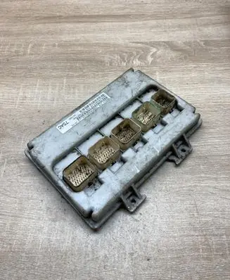 Chrysler Voyager Central body control module P04748075AC 04748075AC