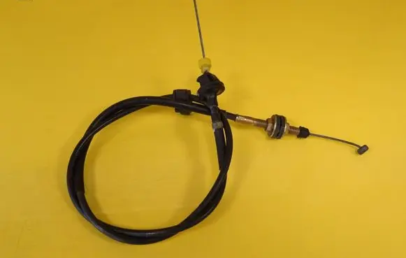 Mazda 323 F Throttle cable 