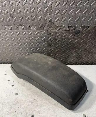 Ford Mondeo Mk III Armrest 1S7XT060A76