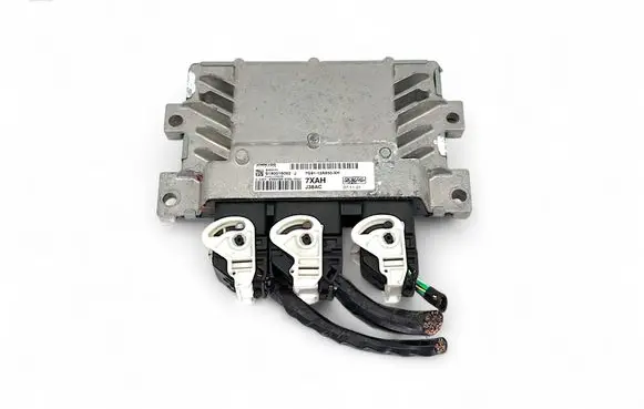 Ford Mondeo MK IV Engine control unit/module 7G9112A650XH 7G91-12A650-XH S180016002J