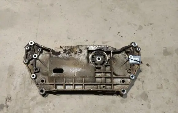 Volkswagen Golf V Front subframe 1K0199369F