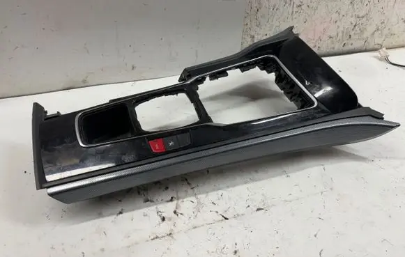 Peugeot 508 Center console 9688547377 MD15