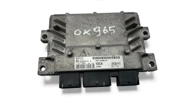 Ford Fiesta Engine control unit/module ECU AV2112A650CA S180047012A