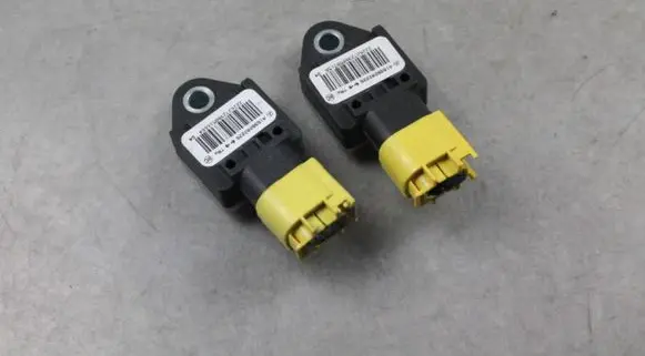 Mercedes-Benz B W245 Airbag deployment crash/impact sensor A1698202226