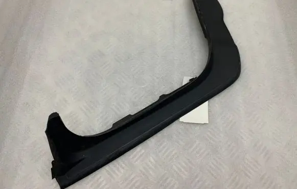 BMW 7 G11 G12 Tailgate/trunk side cover trim 7364425