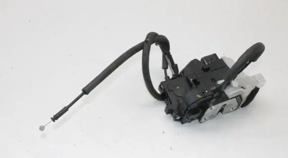 Hyundai ix35 Coupe door lock (next to the handle) 813102Y010