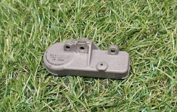 Chevrolet Cruze II Tire pressure sensor 22854866