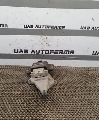 Volkswagen Touran II Engine mount bracket 1k0199555 1K0199117